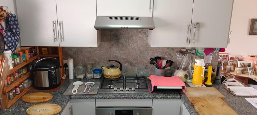 3 Bedroom Property for Sale in Heiderand Western Cape